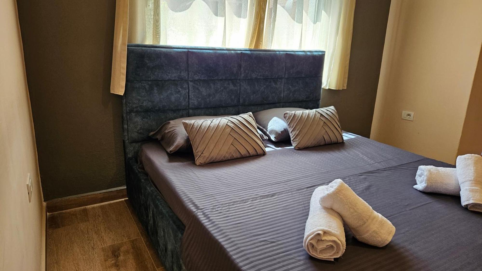Dua'S Apartment Tirana Extérieur photo